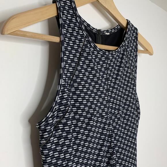Lululemon &go 'Til Dawn Dress Deep Dive Black Grey Womens 4 Small - Picture 6 of 14